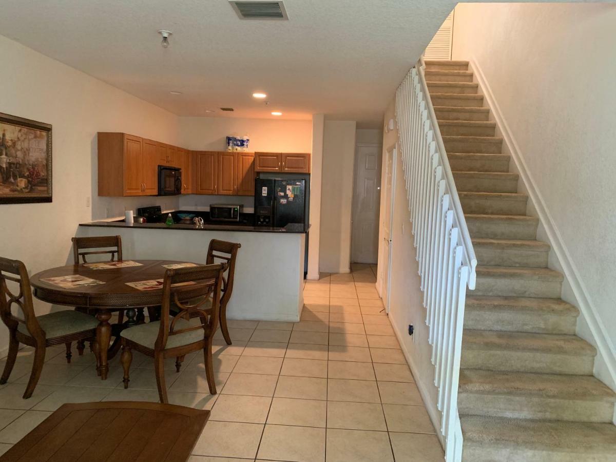 Bedroom Suite In Lauderdale Lakes Townhome Φορτ Λόντερντεϊλ Εξωτερικό φωτογραφία
