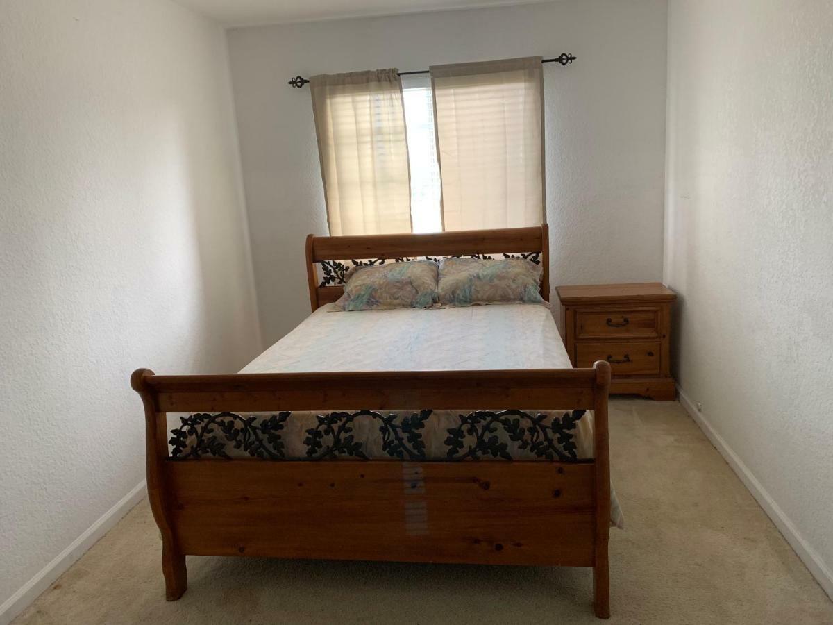 Bedroom Suite In Lauderdale Lakes Townhome Φορτ Λόντερντεϊλ Εξωτερικό φωτογραφία