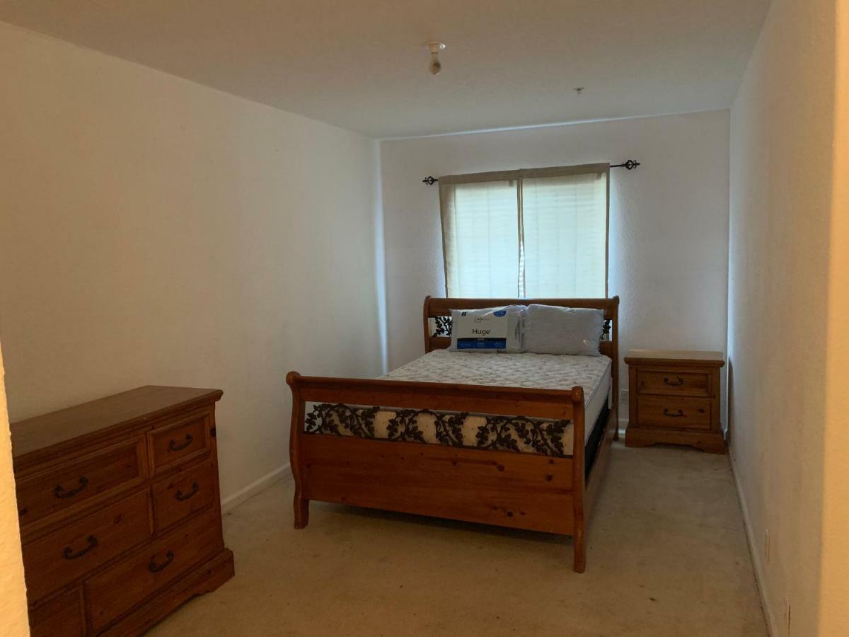 Bedroom Suite In Lauderdale Lakes Townhome Φορτ Λόντερντεϊλ Εξωτερικό φωτογραφία