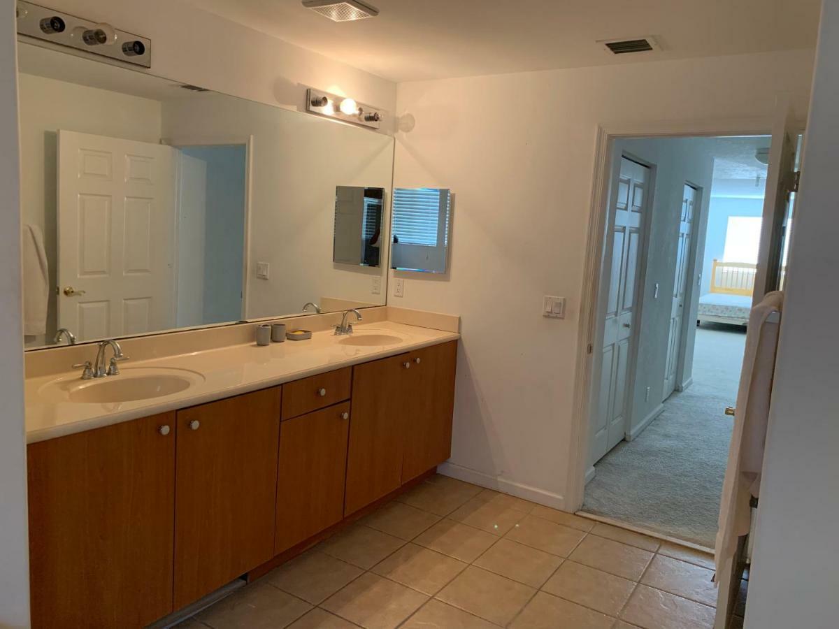 Bedroom Suite In Lauderdale Lakes Townhome Φορτ Λόντερντεϊλ Εξωτερικό φωτογραφία